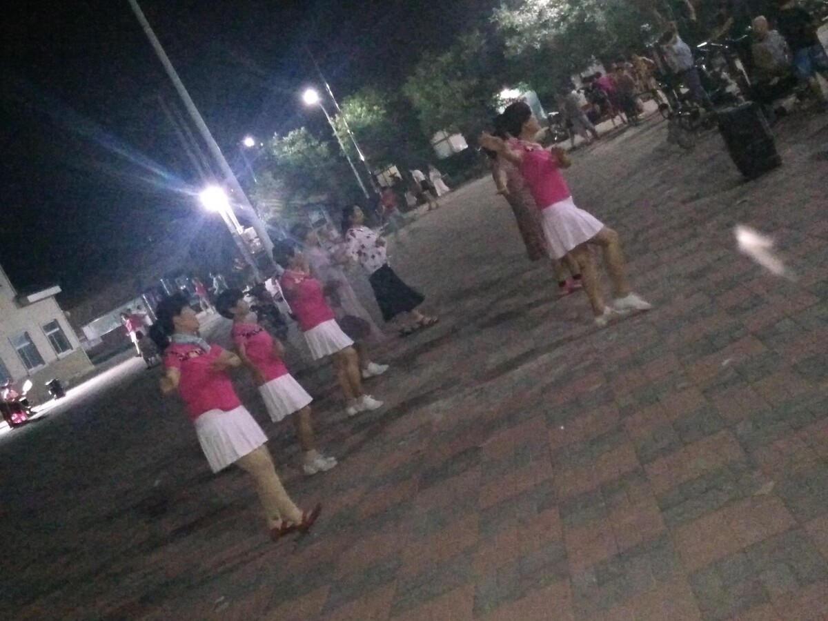 最炫民族风广场舞舞蹈视频