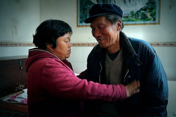 临下莲菜池前，“当家的”就一直叮嘱我：多穿点，小心着凉......（1）