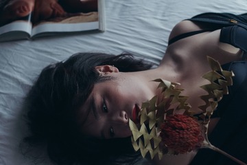 001