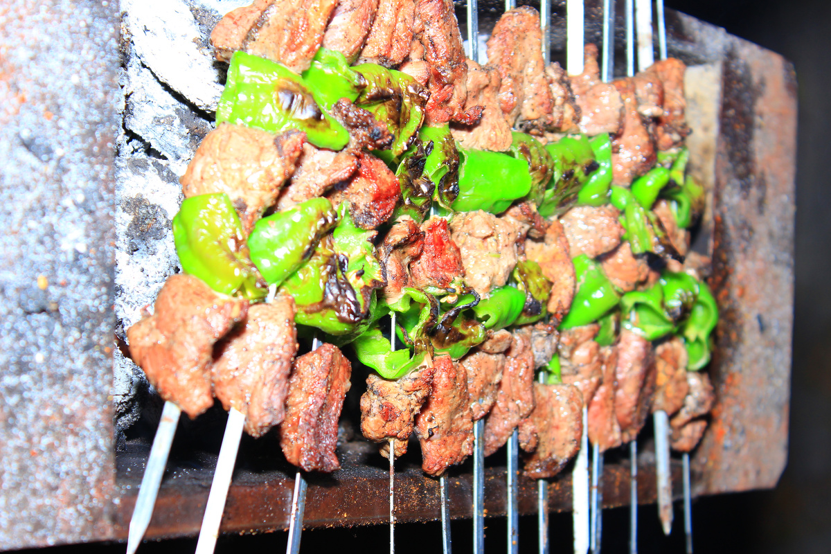 新疆的辣子烤肉,咸香辣那叫一个过瘾