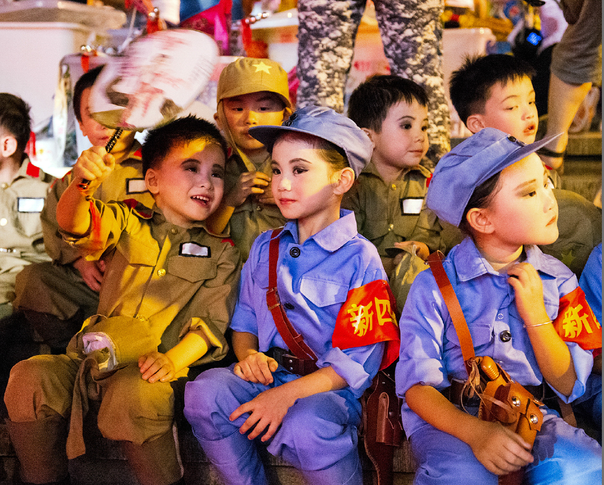 "皇军"什么的干活?