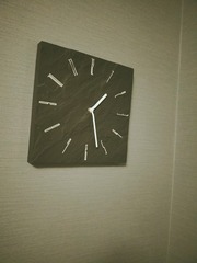 1354976