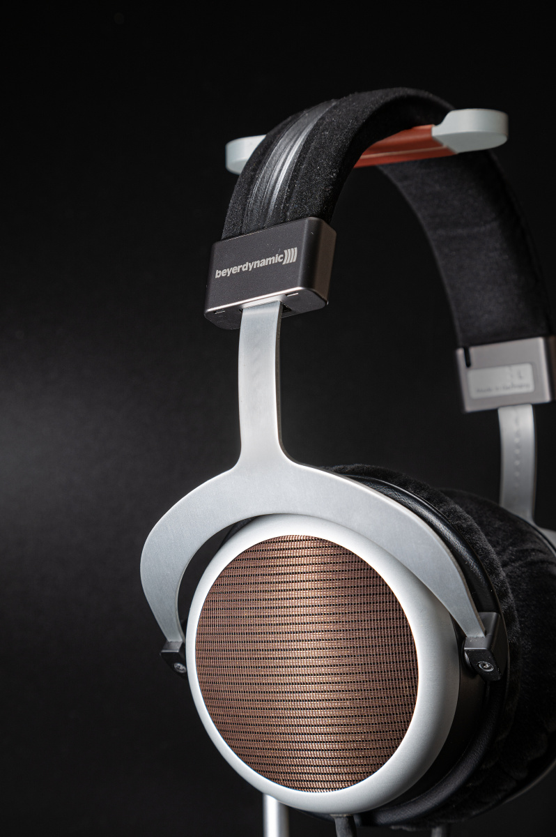 拜亚动力t90头戴式耳机