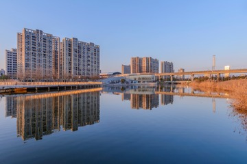 风和日丽