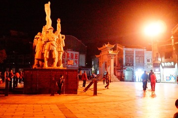 1910509