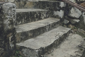 983466