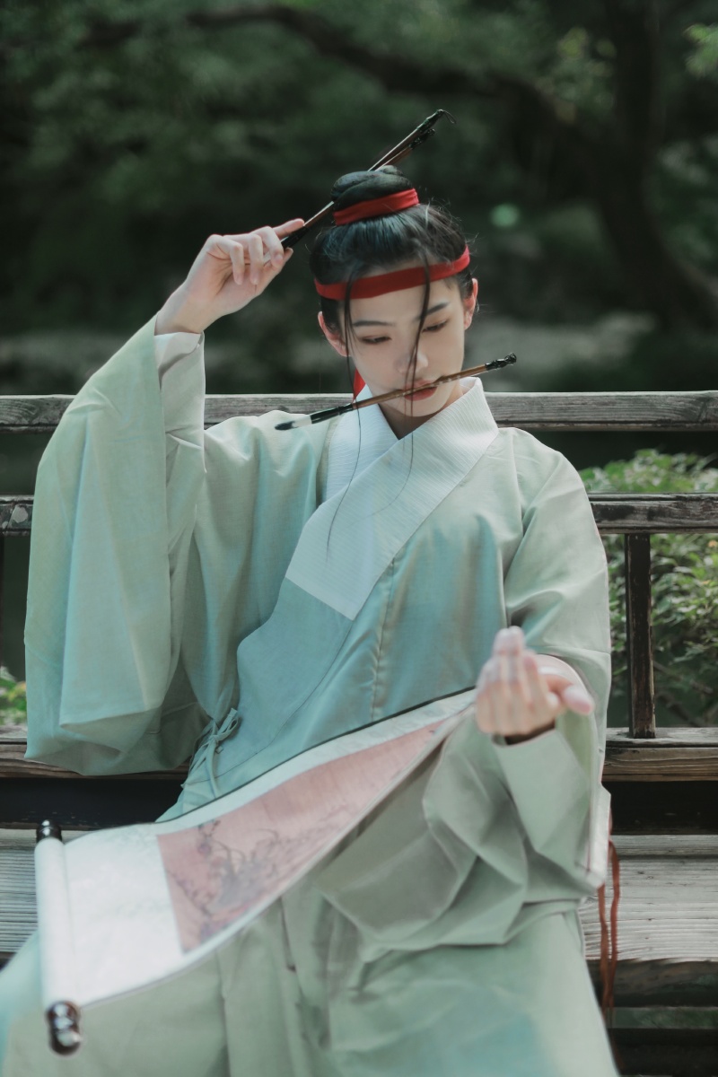 一组沈周简易cos出镜音妹妆造