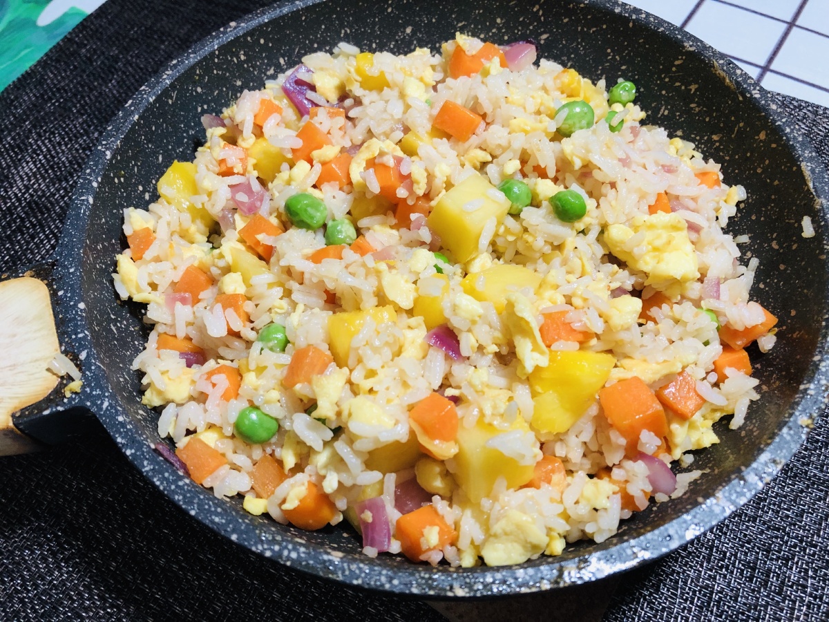 水果餐系列凤梨炒饭少油少盐版