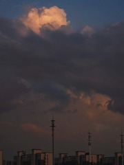3247371