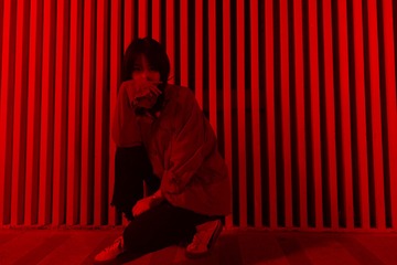 001
