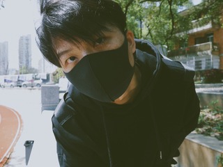 001