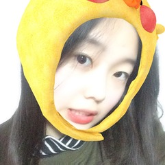 1560523
