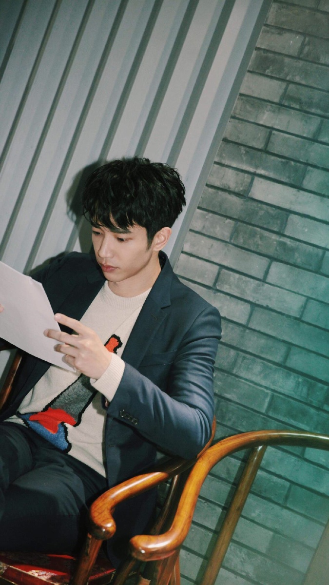 刘以豪好a一男的