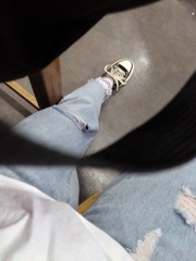 566517