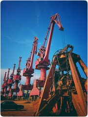 396832