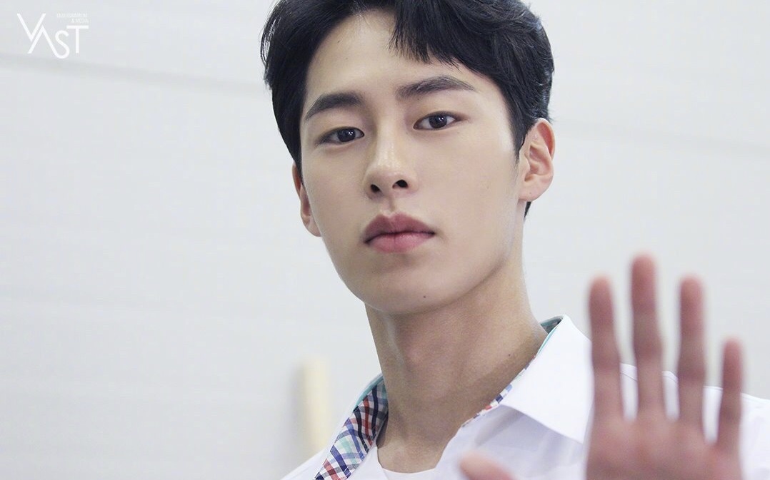 宝藏男孩李宰旭