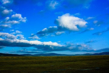湖边清晨