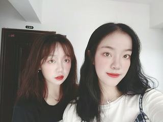 1670367