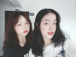 1670358