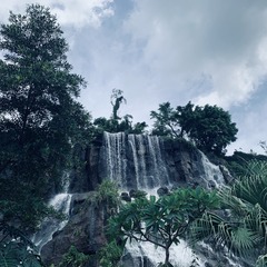 001
