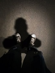 604231