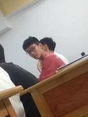 704232