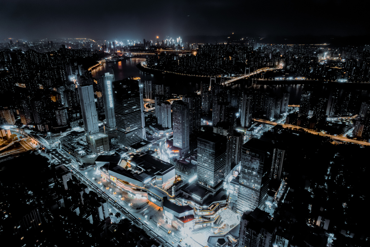 黑金城市一一重庆万象城