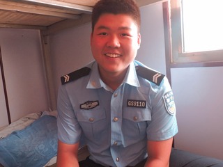 738159