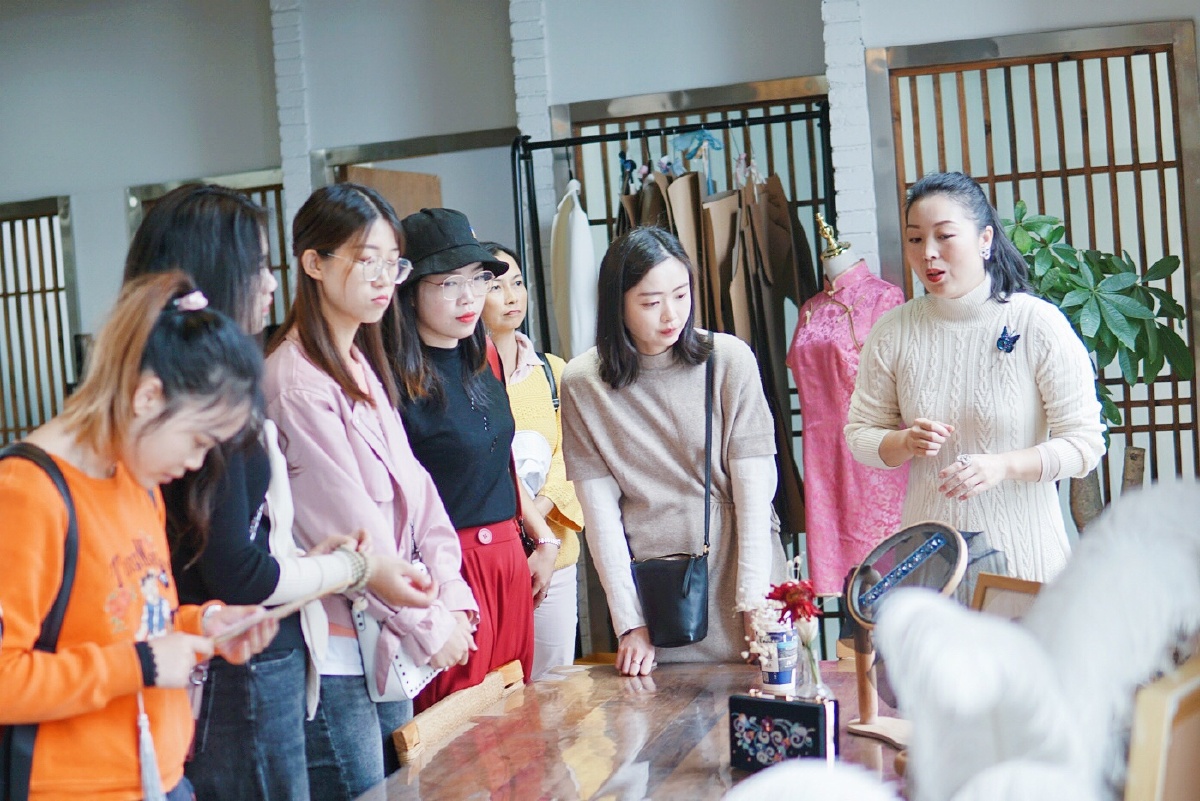 尚裁服装设计法绣公开课