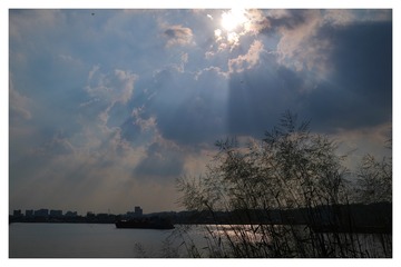 F9674C4B-5141-4658-8277-88948B6F73CE/L0/001