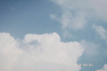 1370361