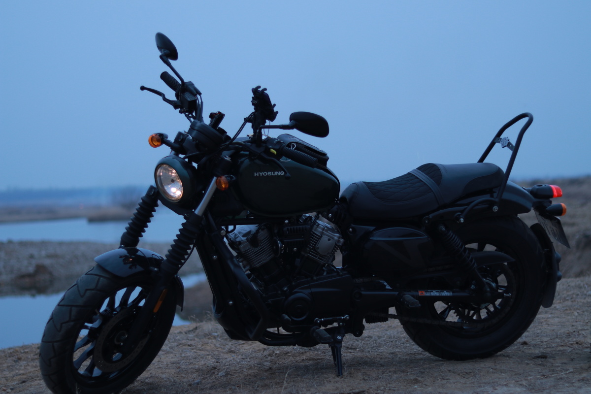 轻骑大韩晓星gv300