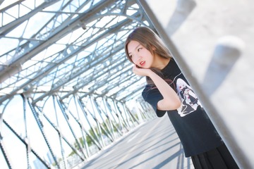 001