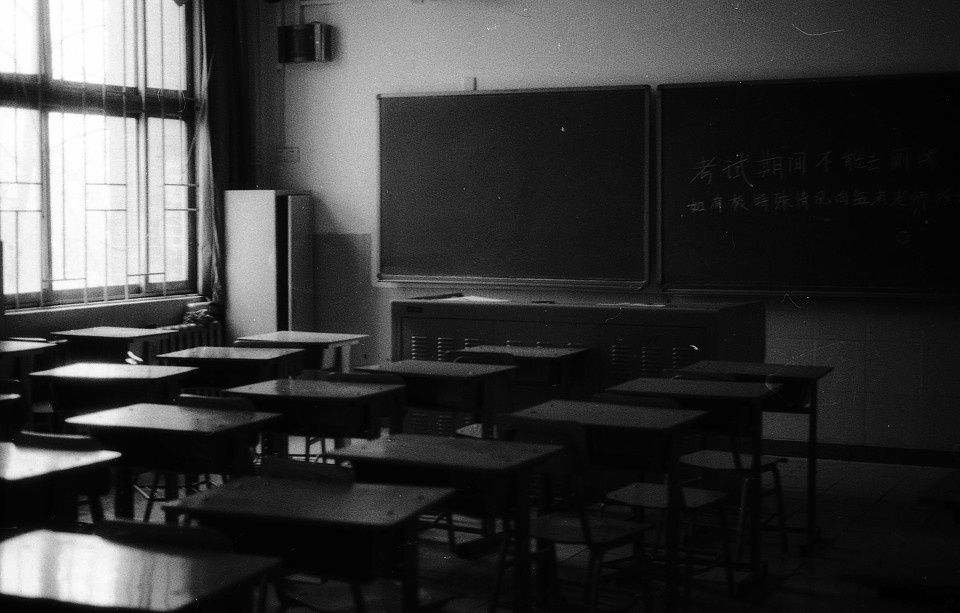 初中的教室,留下了最多回忆的地方吧