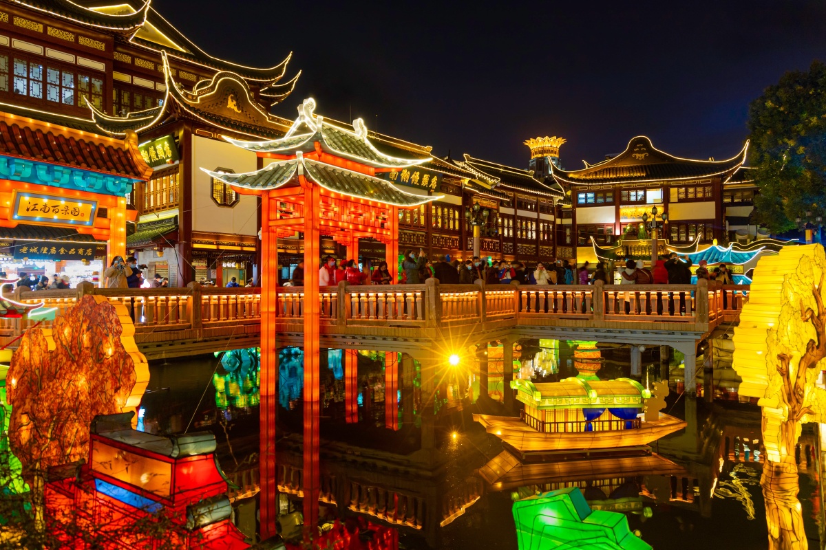 春节豫园九曲桥夜色