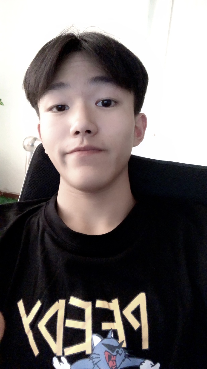 嘿嘿- 刘轩赫 - 图虫