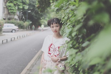 001