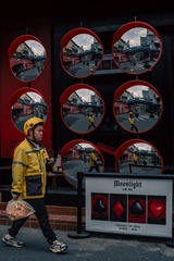 001
