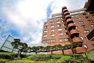 富士山下的旅馆