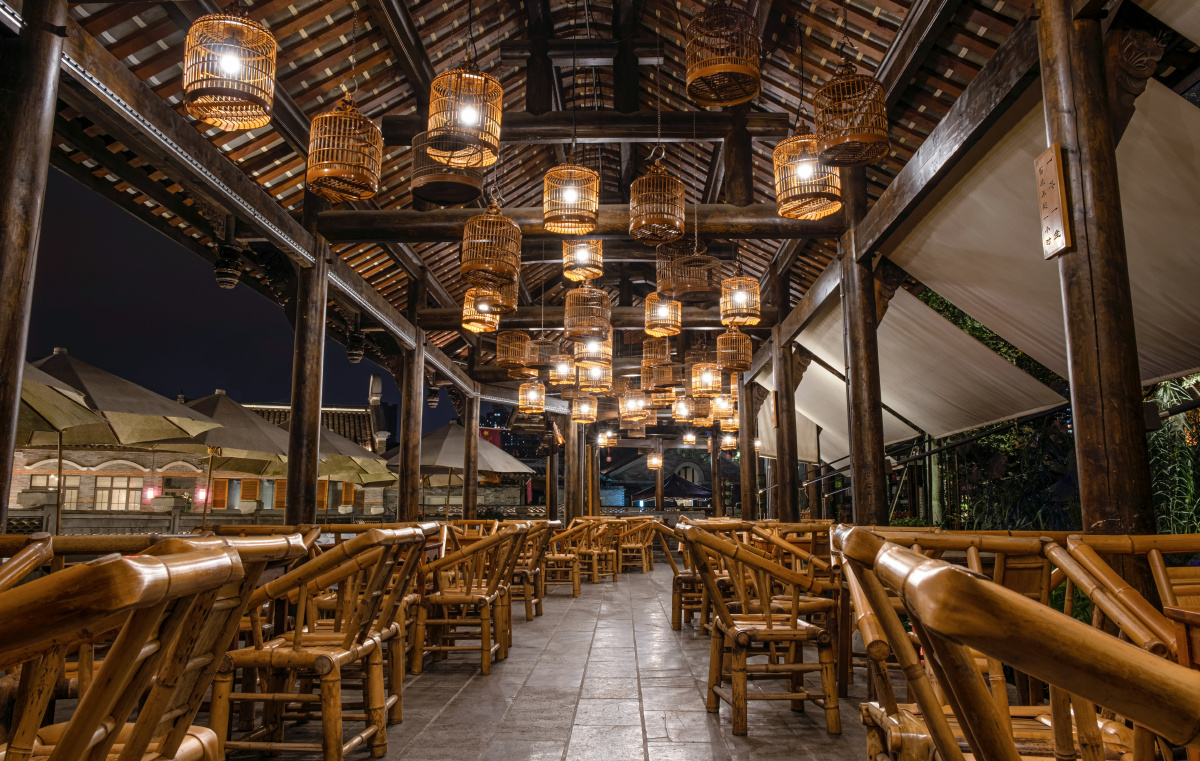 东门市井茶馆夜景