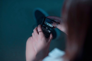 001