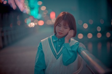 001