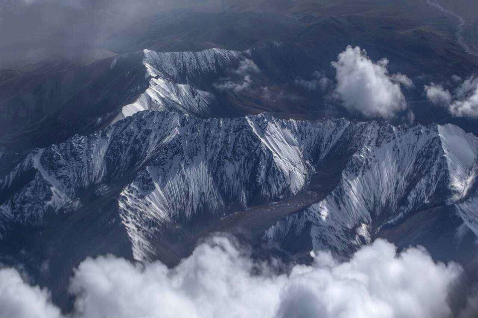 航拍，祁连雪山 