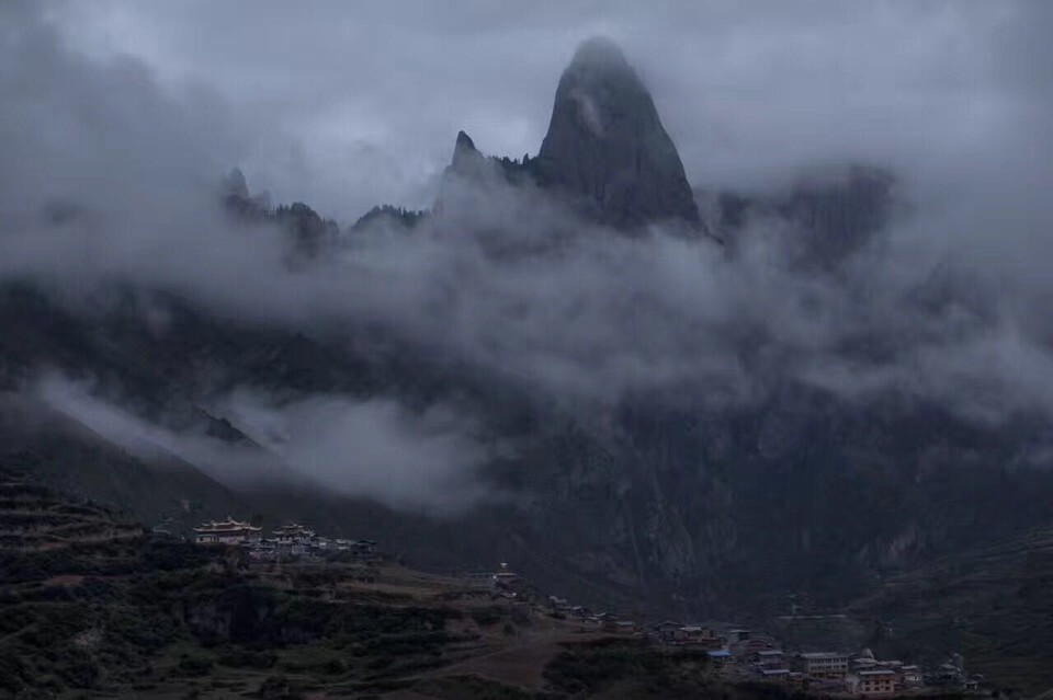 扎尕那雪景