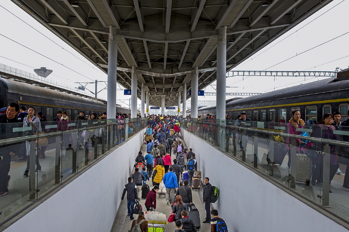 《下一站.家》组照之一 .