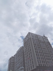 657346