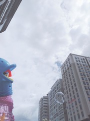 657348