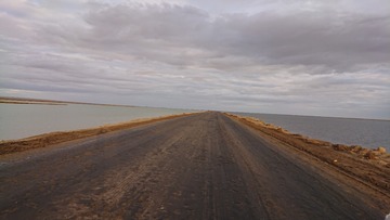 507657