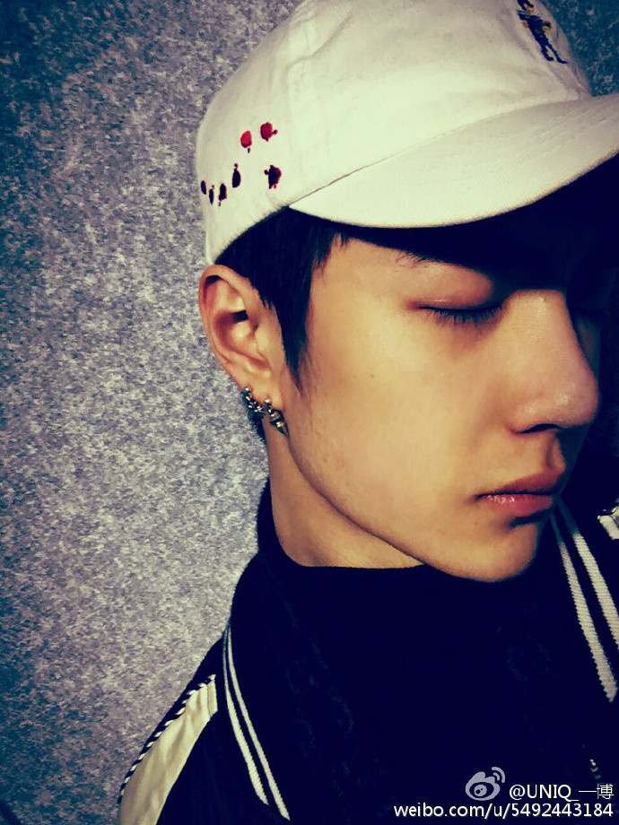 你们的coolguy王一博来喽