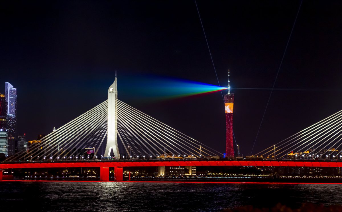 灯光秀庆祝党100周年广州塔和海印桥灯光秀